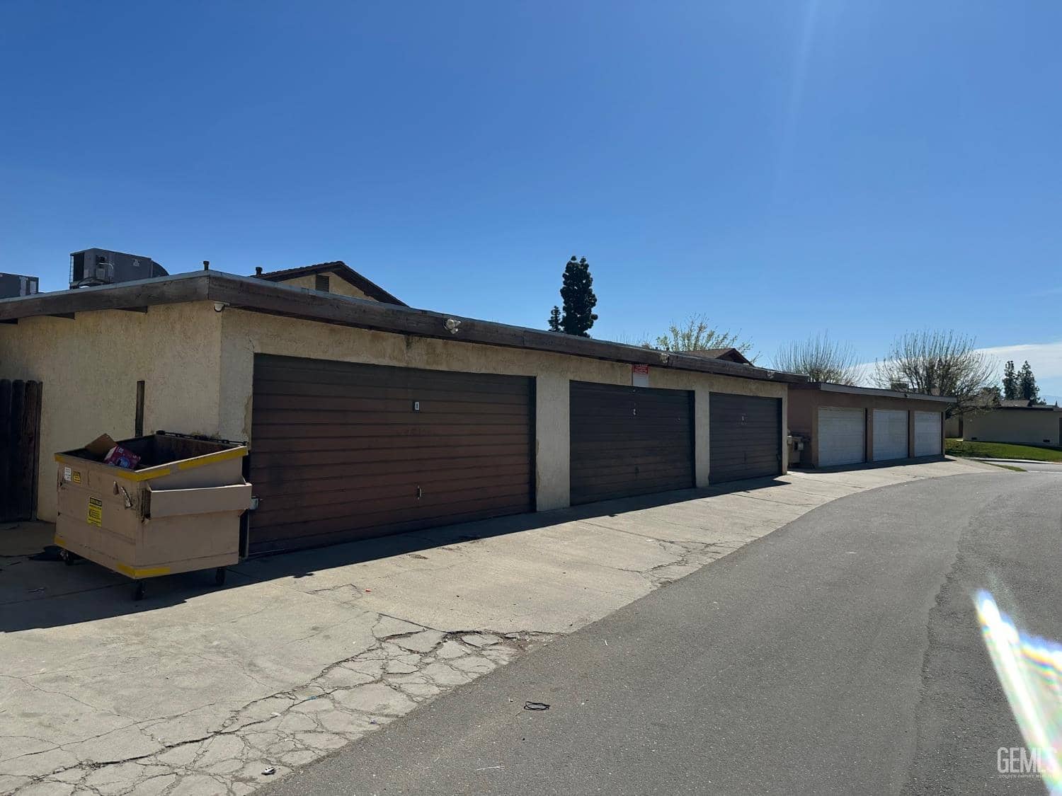 2421 Westholme Boulevard — photo 3