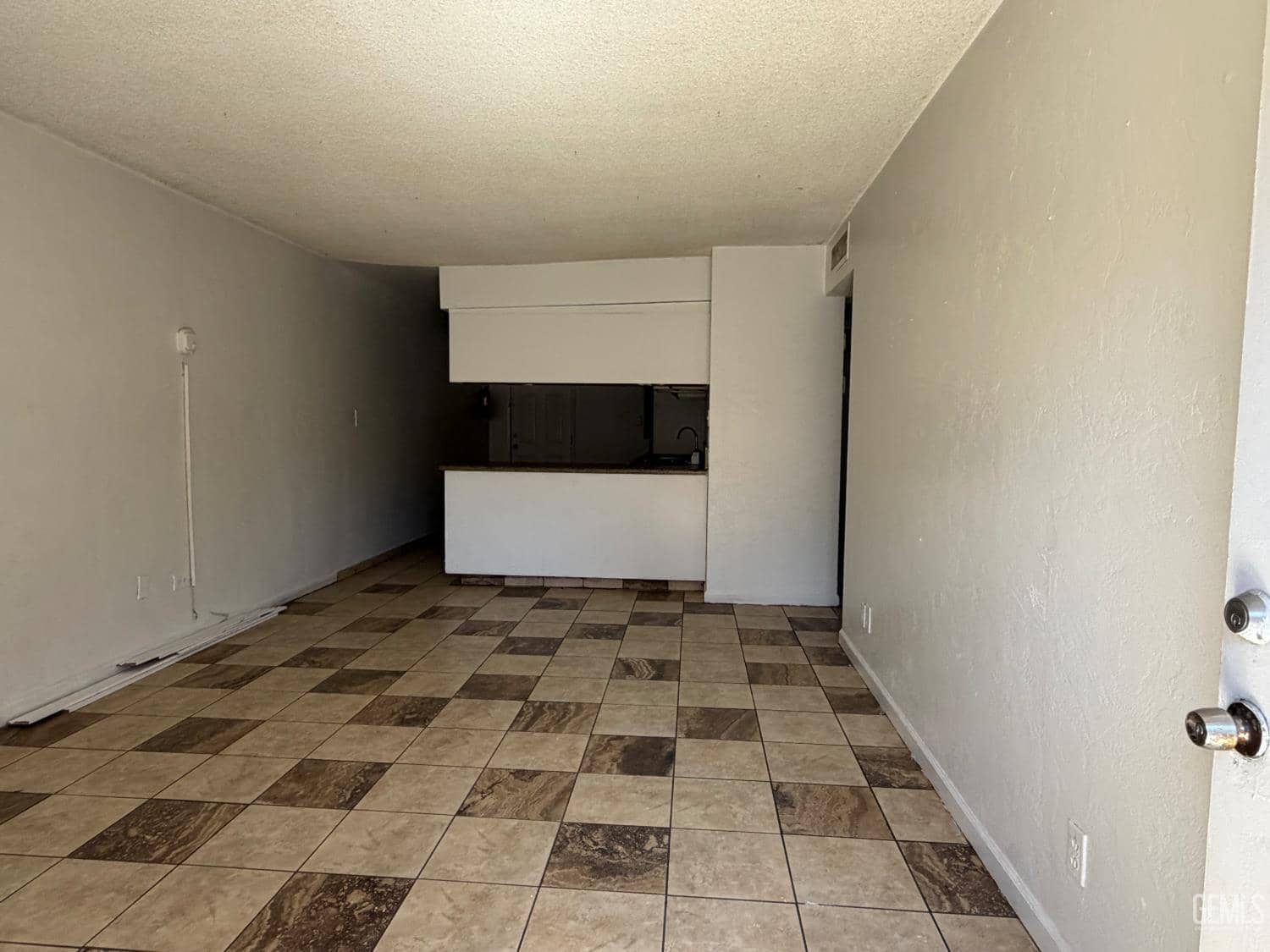 1024 Quincy Street — photo 4