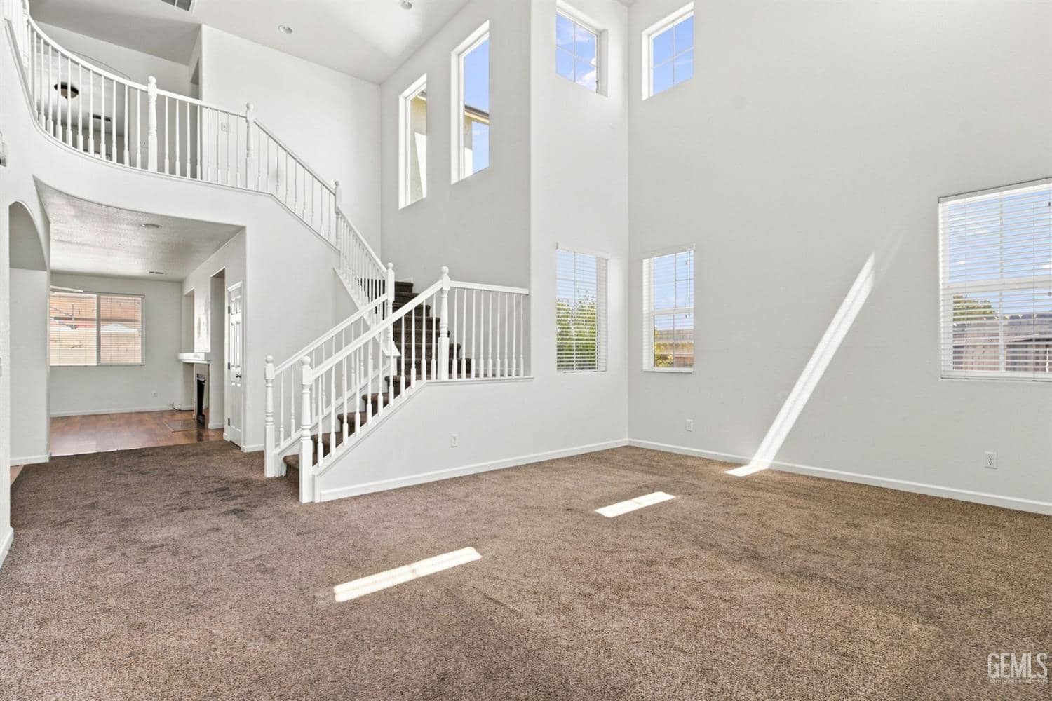 5400 Saddleback Ridge Court — photo 4