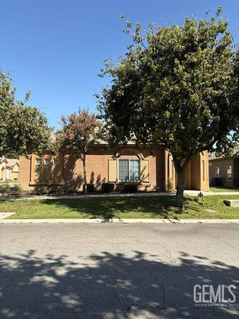 8508 White Rock — photo 1