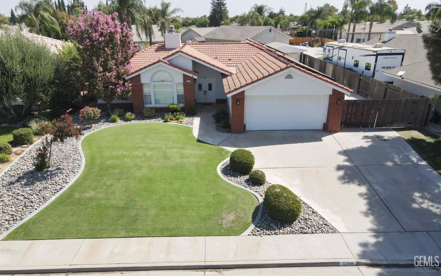 5508 Danbury Court — photo 3