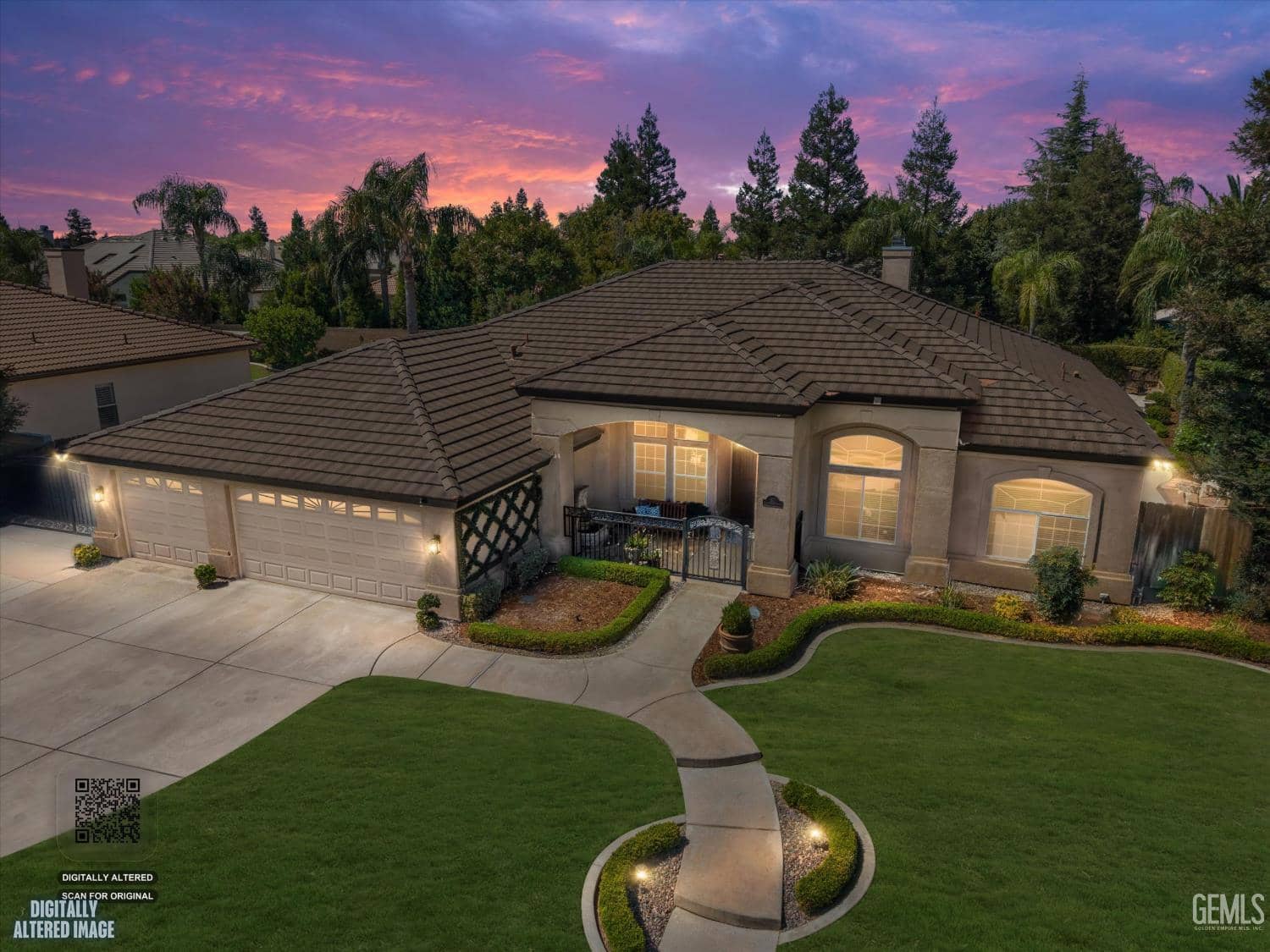 611 Cedar Ridge Drive — photo 1