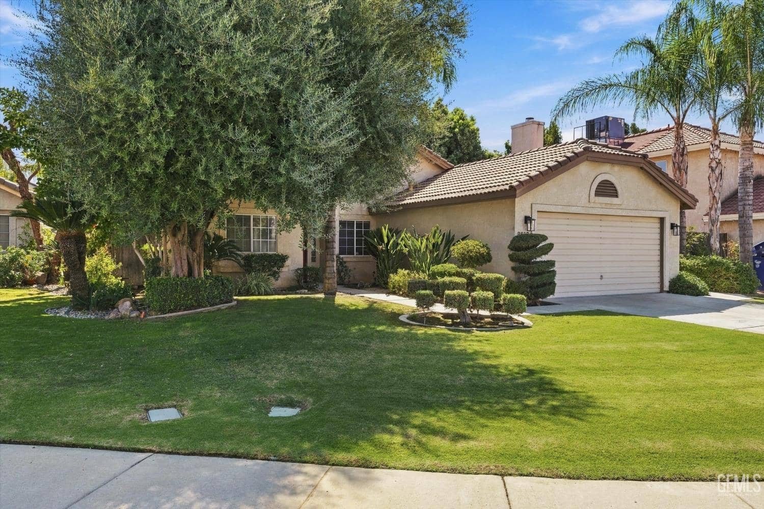 8613 Willow Spring Court — photo 2