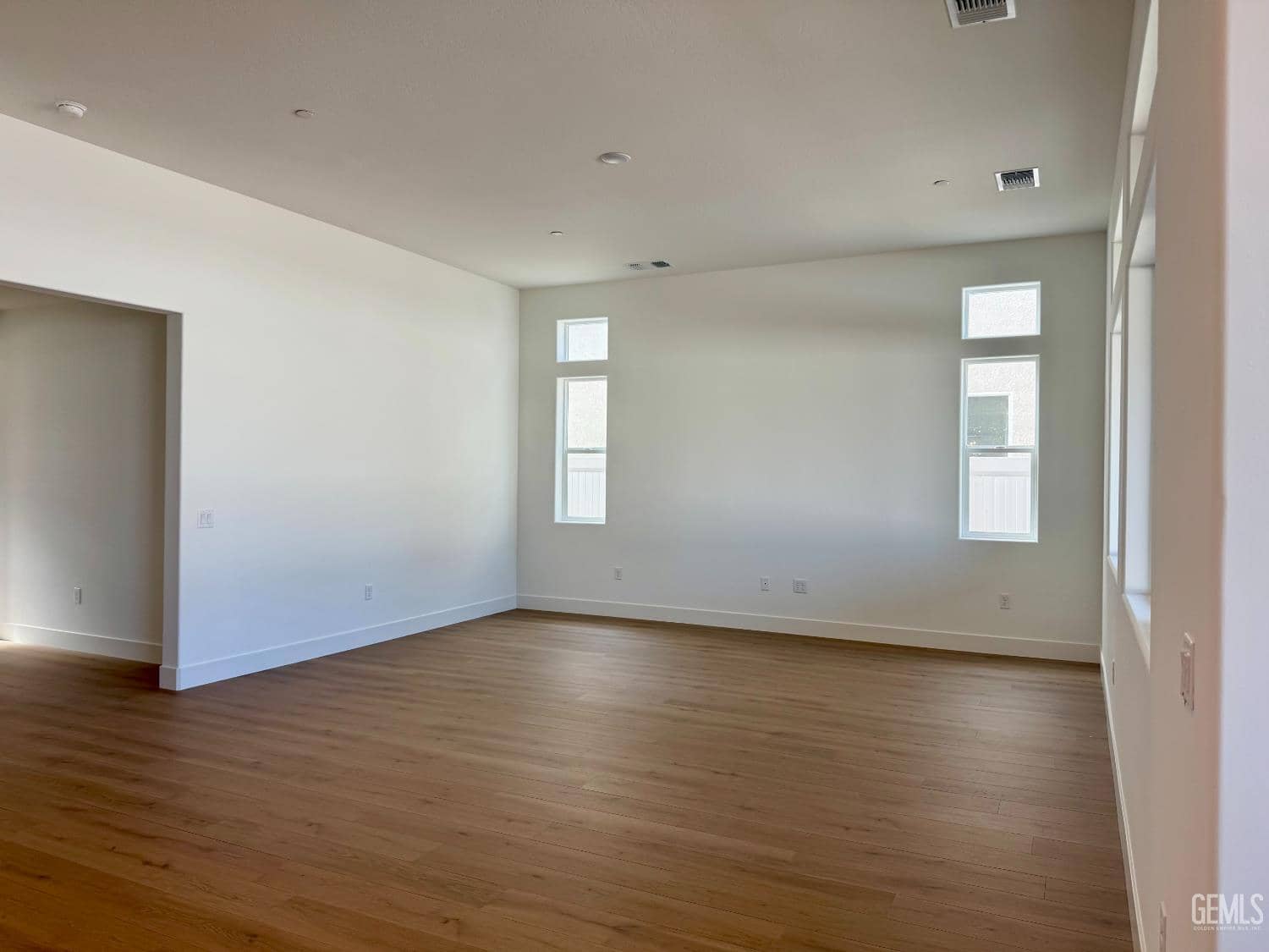 14832 Whittington — photo 4