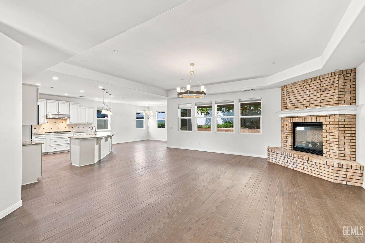 3113 Barrowby Street — photo 6