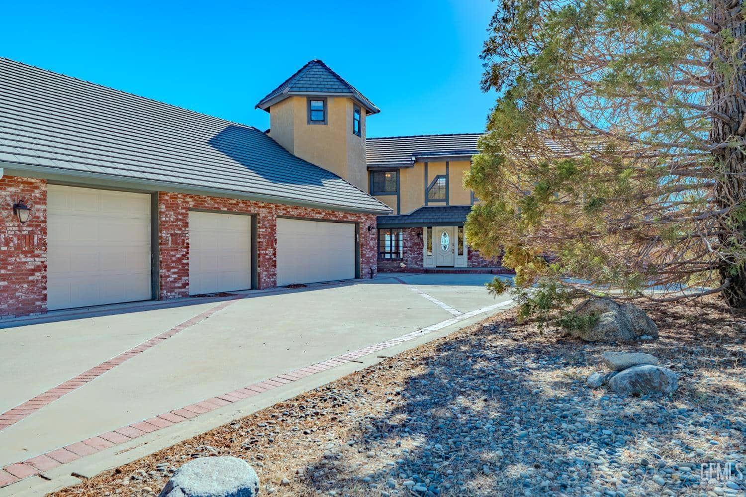 24050 Jacaranda Drive — photo 6