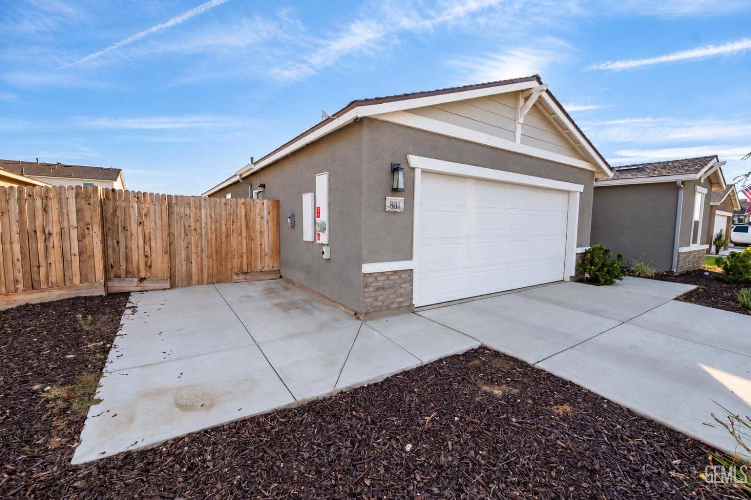 8611 Lacuna Coil Avenue — photo 3
