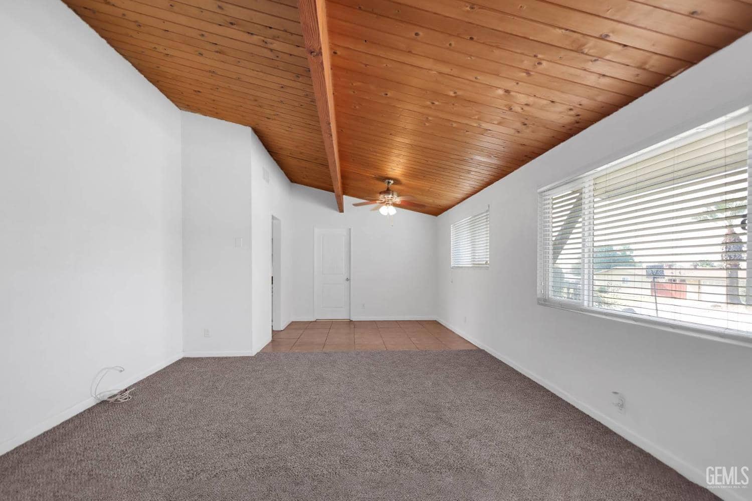 3321 Dwight Street — photo 4