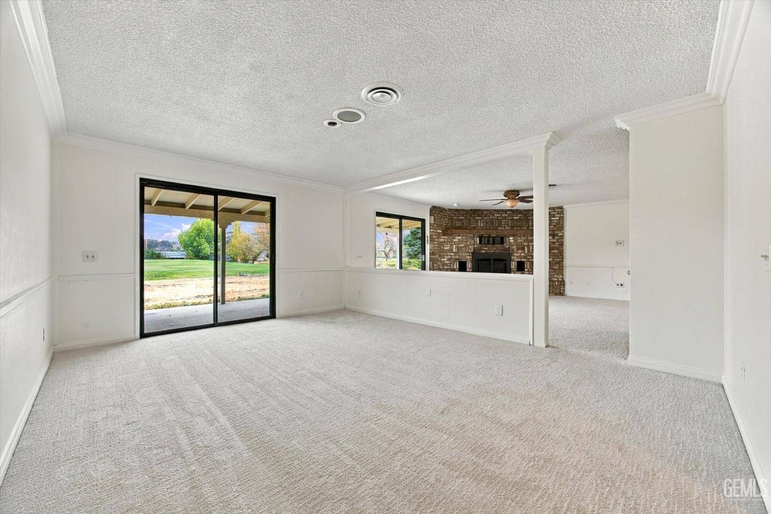 23761 Shoreline Ct — photo 4