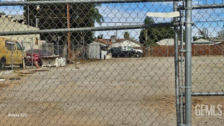 220 Bernard Street — photo 2
