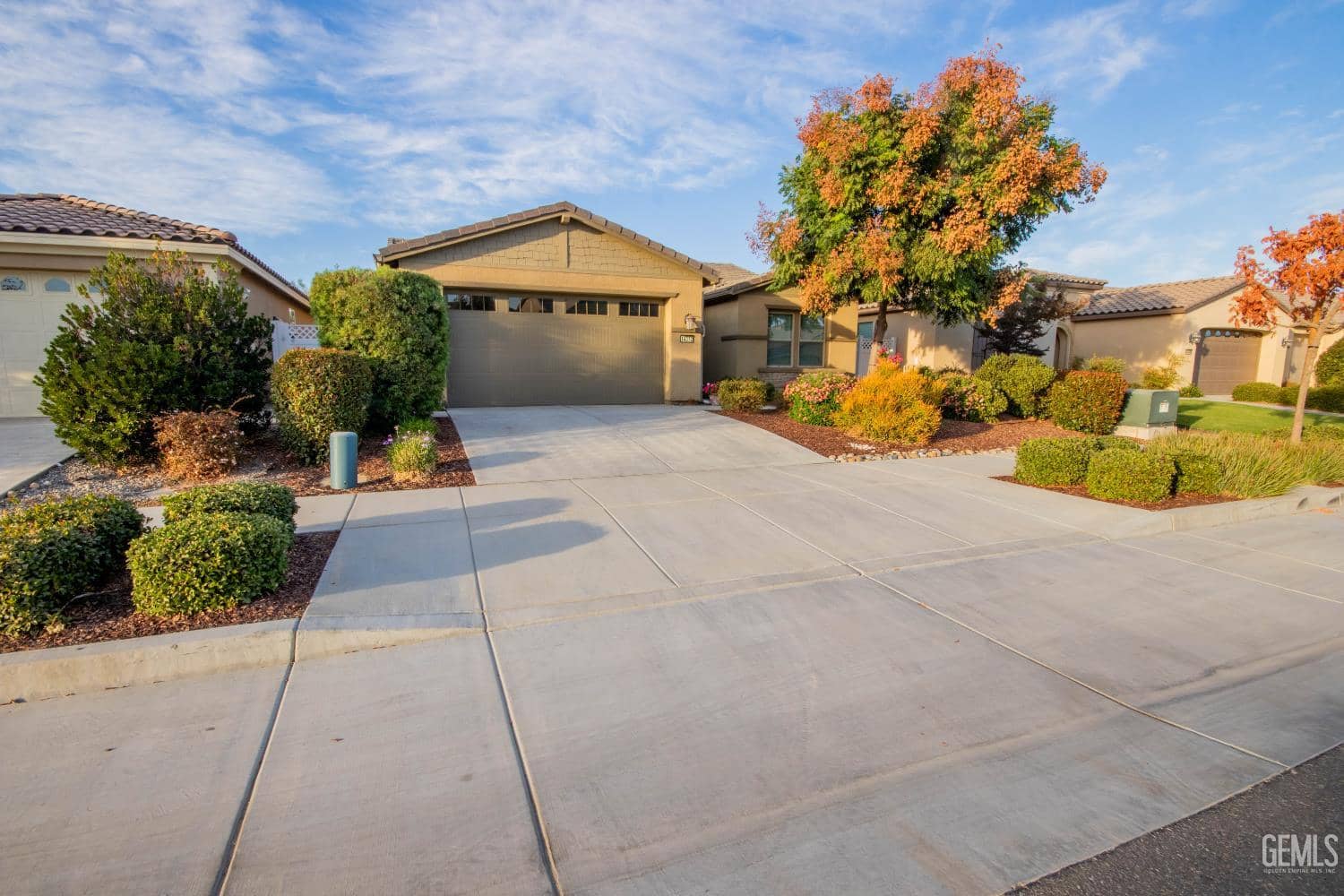 14312 Harborough Drive — photo 2