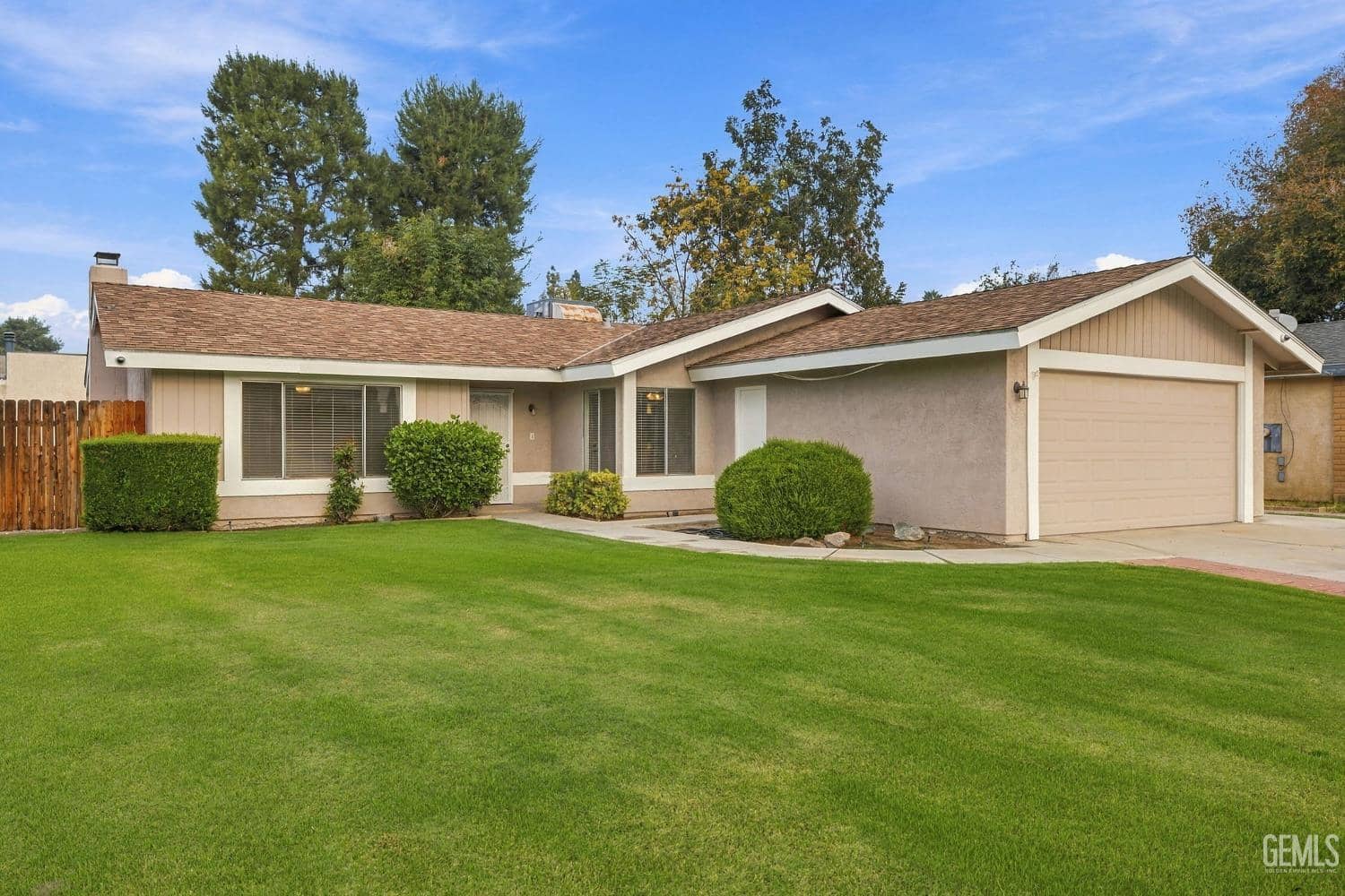 6412 Edgemont Drive — photo 4